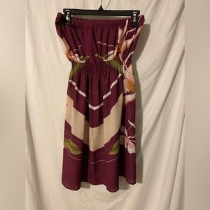 STRAPLESS DRESS SIZE MEDIUM